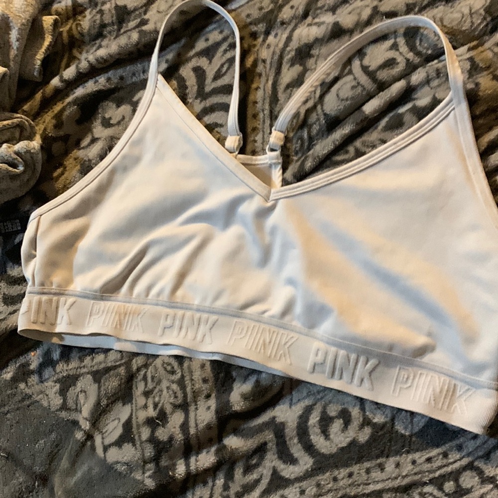 pink sports bra
